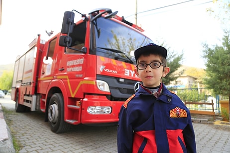 Tüm Çocukların Hayali Gerçekleşsin! İtfaiyeci Olmak İsteyen Minik Kerim'e  Öğretmeninden Anlamlı Sürpriz