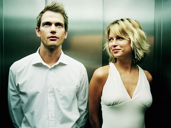 11. Вы не любите флиртовать