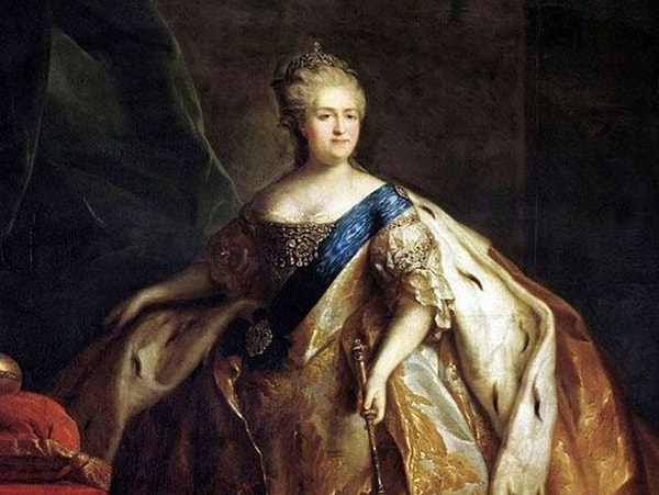 9. Как, по мнению Екатерины II, следовало воспитывать благородных девиц?