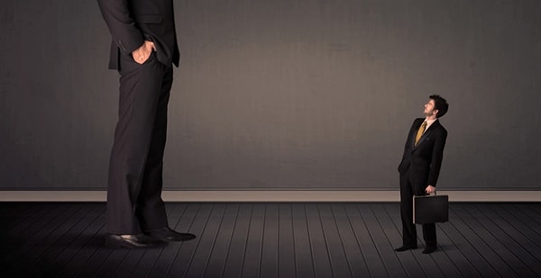 7. Примерно так вы чувствуете себя, когда разговариваете с кем-то, кто намного выше вас