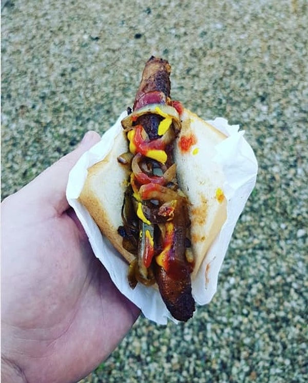 5. Ничего так не спасает от похмелья как хотдоги от Bunnings