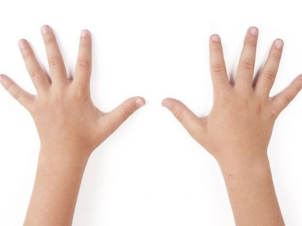 8. На руках 10 пальцев. А сколько пальцев на 10 руках?