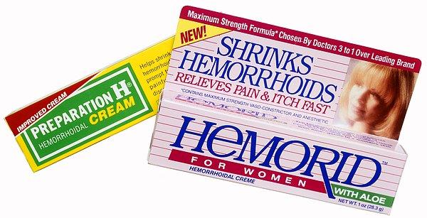 7. Gözaltı torbaları için hemoroid kremi kullanmak.