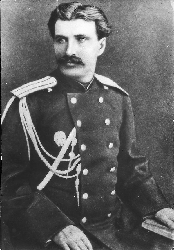 3. На берегу какого озера находится могила русского путешественника и исследователя Николая Михайловича Пржевальского?