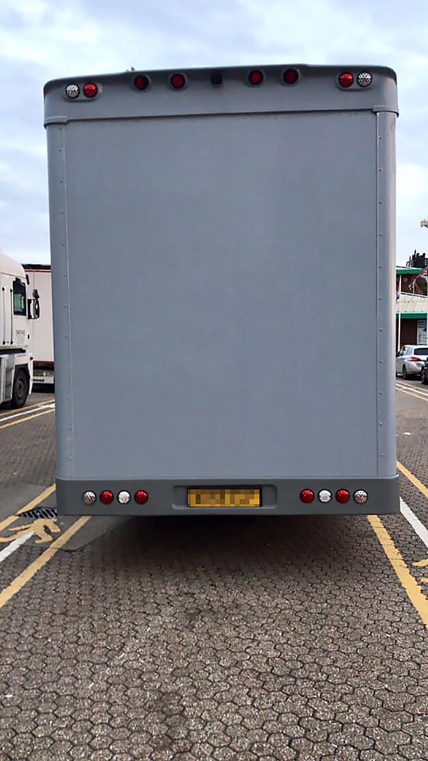 6. Снаружи, возможно, он не представляет из себя ничего особенного...