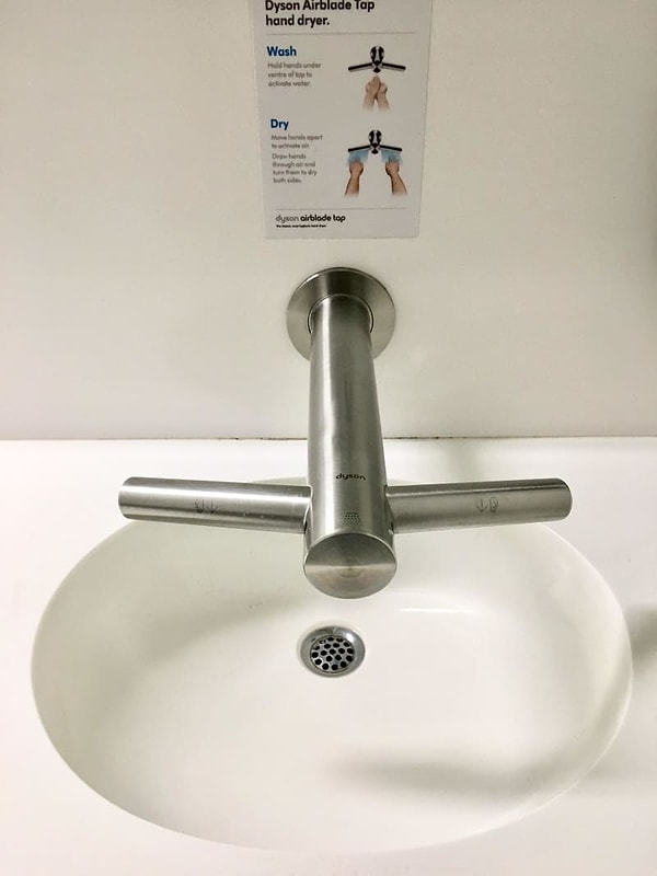 5. А с таким краном можно помыть руки, а затем тут же их высушить 👍