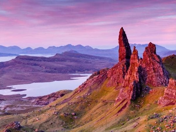 3. Усложняемся! Назовите столицу государства под названием "Alba"!