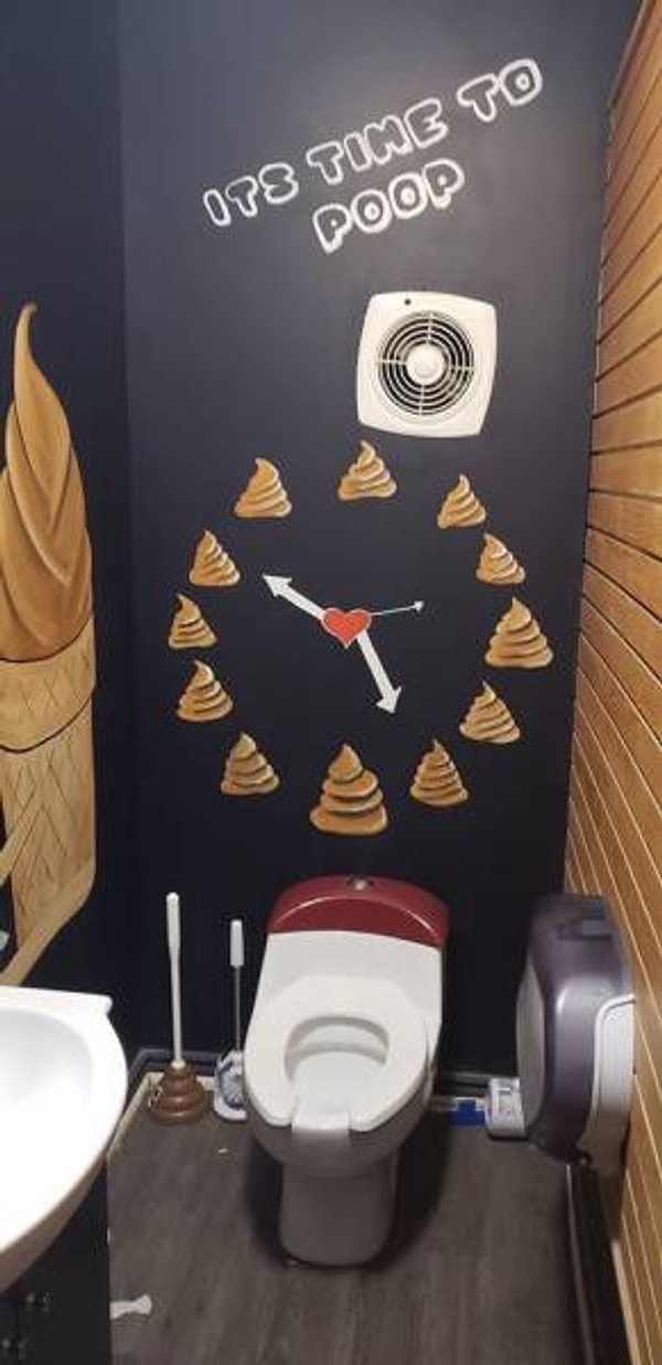 16. "Время какать": написано на стене. Ой, как мило! (На самом деле нет)
