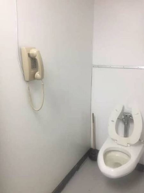 18. На случай, если будет звонить президент