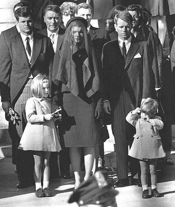 12. John F. Kennedy'nin Cenaze Töreni - 1963