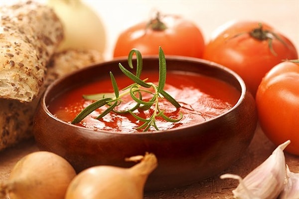 8. Как называется традиционный испанский охлажденный суп?