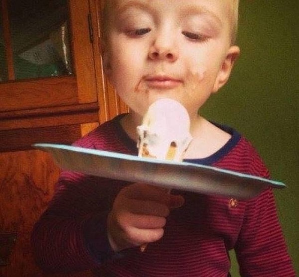 9. И никаких пятен от тающего мороженого на одежде и ковре 👍