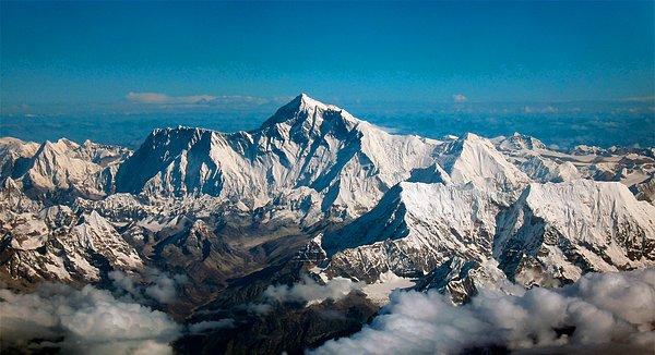 5. Appalaş Dağları kısalırken Himalayalar uzamaktadır.
