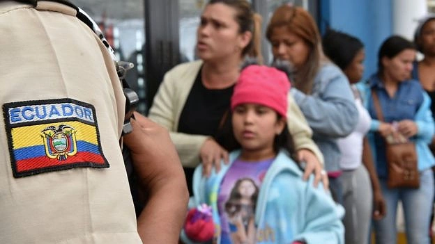 Venezuela'da 2 milyondan fazla kişinin göç etmek zorunda kaldığı tahmin ediliyor.