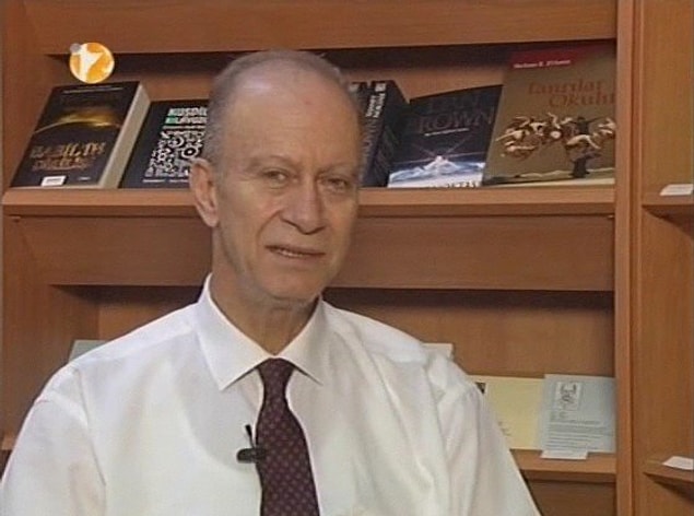 Müzisyen Aziz Azmet 71 yaşındaydı.