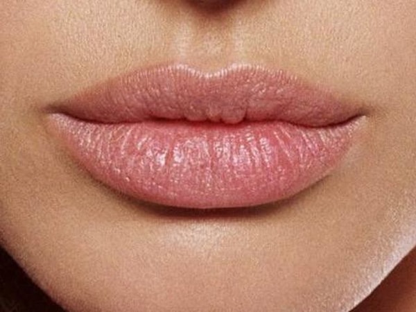 9. С какой знаменитостью у вас похожи губы?