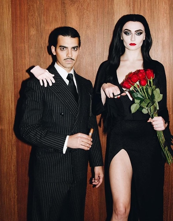 7. Софи Тернер и Джо Джонас