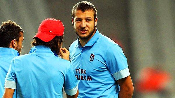 2013-14 sezonunda büyük umutlarla Trabzonspor'a transfer olan Batuhan, sadece 2 kez forma giyebildi ve daha sonra kadro dışı bırakıldı.