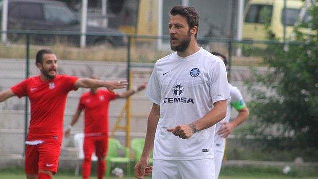 Bu sezon Adana Demirspor'a transfer olan Batuhan, 10.haftada kadro dışı kaldı ve gittiği her takımda kadro dışı kalarak ilginç bir rekorun sahibi oldu.