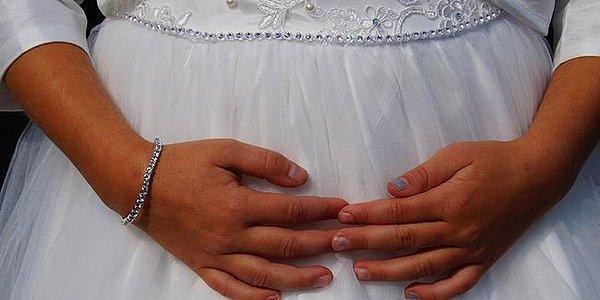 Zorla evlendirilmelerin önüne geçilmeli: 'Türkiye'de kadınların %25'i 18 yaşına gelmeden evlendiriliyor'