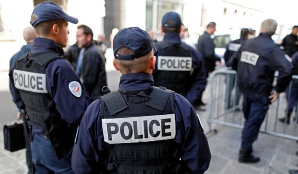 После установления личности выяснить адрес не составило никакого труда.