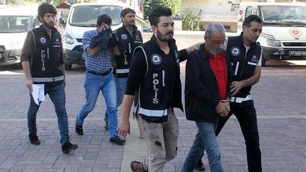 Полицейские сделали все, что могли. В итоге были пойманы два преступника из тех четверых, на которых женщина написала заявление.