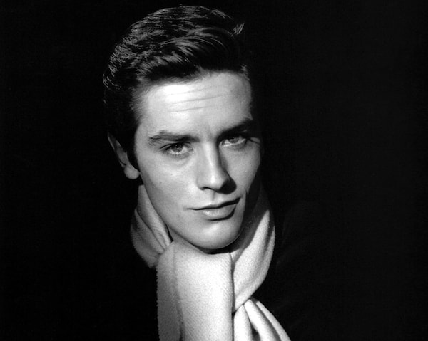 8. Также было предъявлено обвинение в убийстве телохранителя