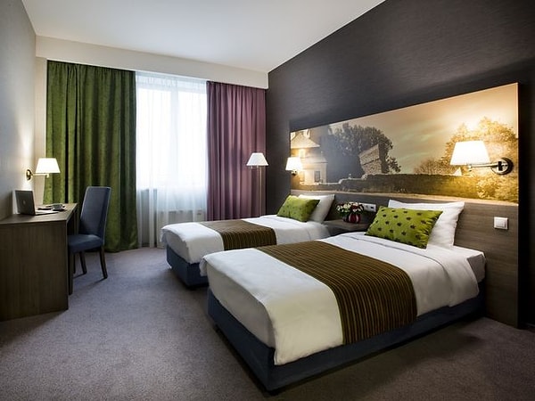 Вы скрываете от окружающих "гостиничный номер"