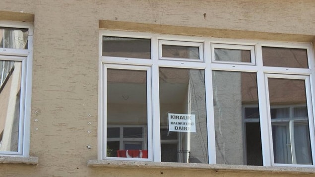 1. Perdesiz ev