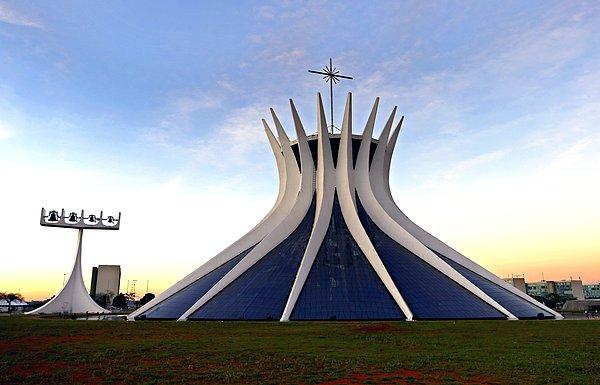 3- Brasilia Katedrali