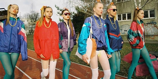 Вспомним вместе: О чем мечтали девчонки в 90-е годы?