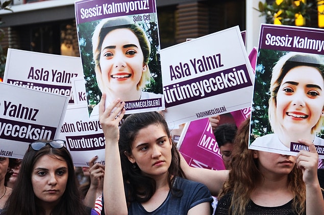 P.T. ifadesinde tüm aramalara rağmen plazaya gitmediğini söyledi.