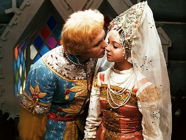 4. О какой сказке идет речь?