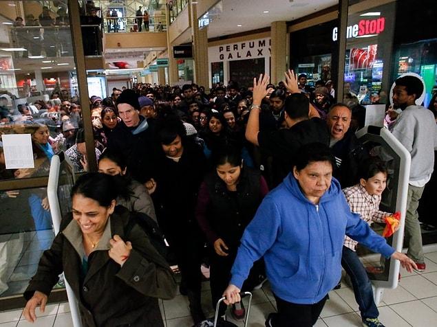 The day after American Thanksgiving, Black Friday is one of the biggest and wildest shopping day in the US.