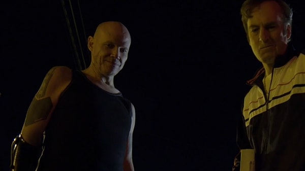 Страдающий от биполярного расстройства Тодд, использовал свое увечье для поиска работы в киноиндустрии