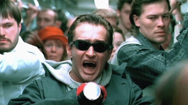 5. Антона Городецкого из "Ночного дозора", которого сыграл Константин Хабенский, подписчики считают героем поколения. Победитель в номинации "Я - легенда" набрал почти 29% голосов.