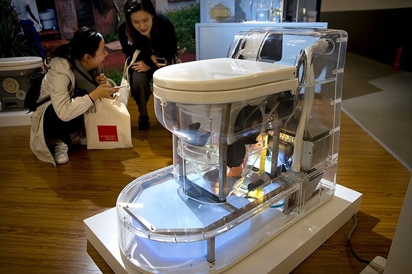 Кстати, сам бизнесмен тоже пошутил по поводу своего детища: