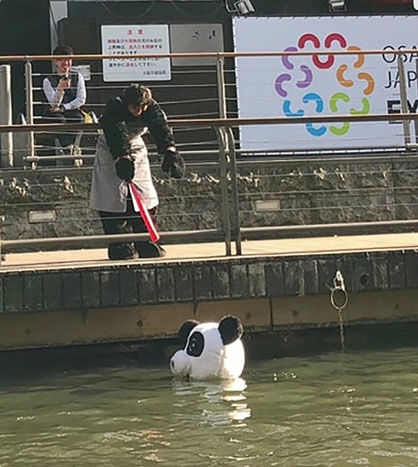 12. «Мой друг увидел это в Японии и сфотографировал. Моя первая мысль: „Да, вот это не повезло“»