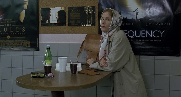 7. Piyanist (2001) La Pianiste