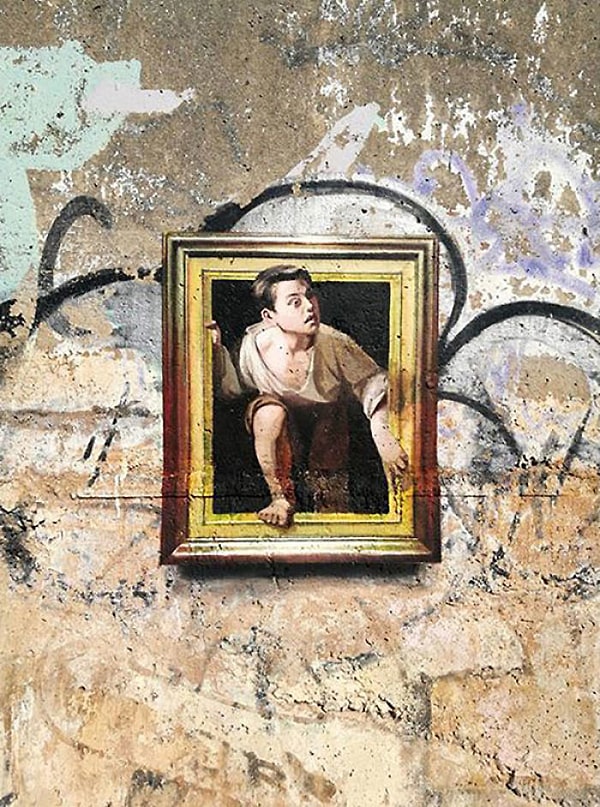 3. А достичь любопытного эффекта ему удаётся благодаря технично подрисованной вокруг картины рамки, отчего с расстояния кажется, что перед вами находится самое что ни на есть настоящее музейное полотно.