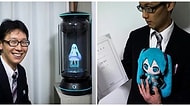 Aşk Ne Engel Ne de Boyut Tanır! Hologram Hatsune Miku ile Evlenen Japon Adam