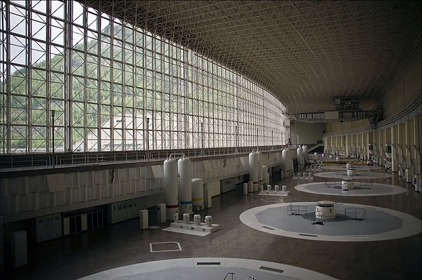 2. 17 августа 2009 года здесь произошла трагедия. Что это за место?