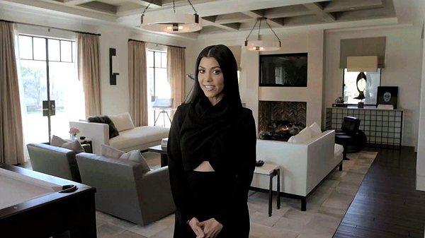 Kourtney Kardashian şanslı azınlıktaydı, yangın tam onun mahallesine geldiği sırada kontrol altına alındı.