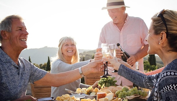 Вы Весы и принадлежите поколению Бэби-бум (родились в 1946-1964 гг.)!