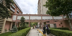 MEB, Danıştay'ın 'Öğrenci Andı' Kararını Temyize Götürmüştü: Dilekçede İmzası Bulunan 3 Kişi Görevden Alındı