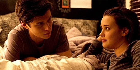 Bize Kendini Anlat, Onun Sana Aşık Olup Olmadığını Söyleyelim!