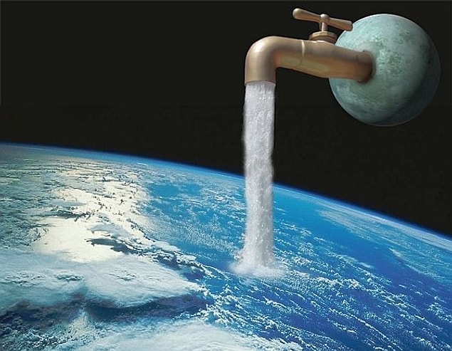 2. NASA, 13 Kasım 2009 tarihinde Ay'da su buzullarının bulunduğunu duyurdu.