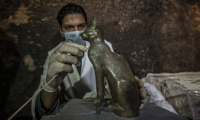 Bilim İnsanları Mısır'da Antik Çağ'dan Kalma Onlarca Kedi Mumyası ve Kedi Heykeli Buldu!