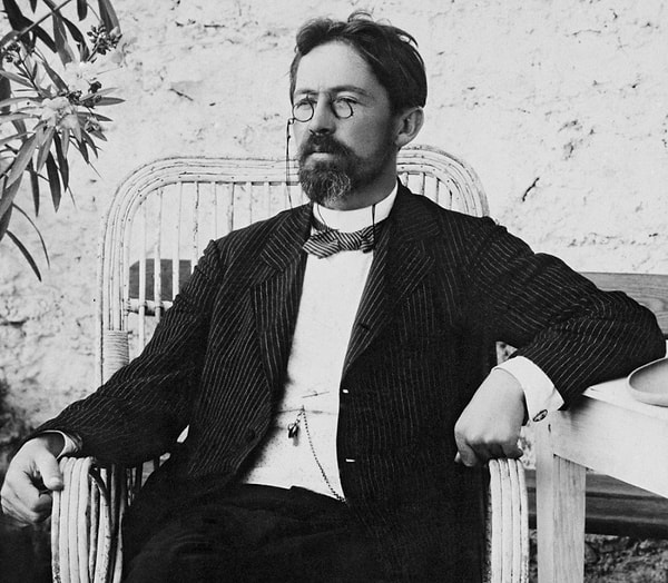 7. Как называется рассказ А.П.Чехова о несчастном ревматике?