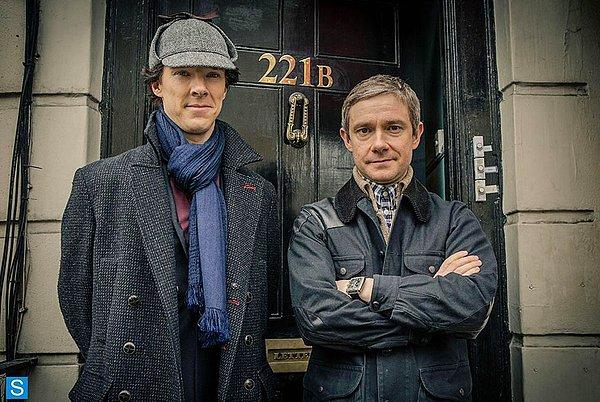 Bu yardımcıları Sherlock'un sağ kolu Dr. Watson gibi düşünün.